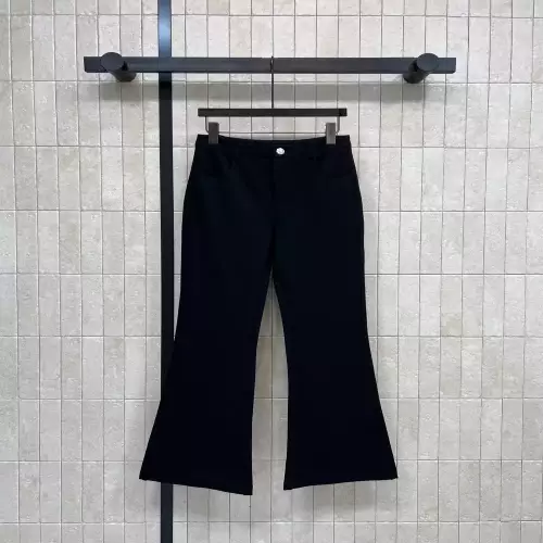 노브랜드 26SS 블랙 하이웨이스트 마이크로 부츠컷 슬랙스