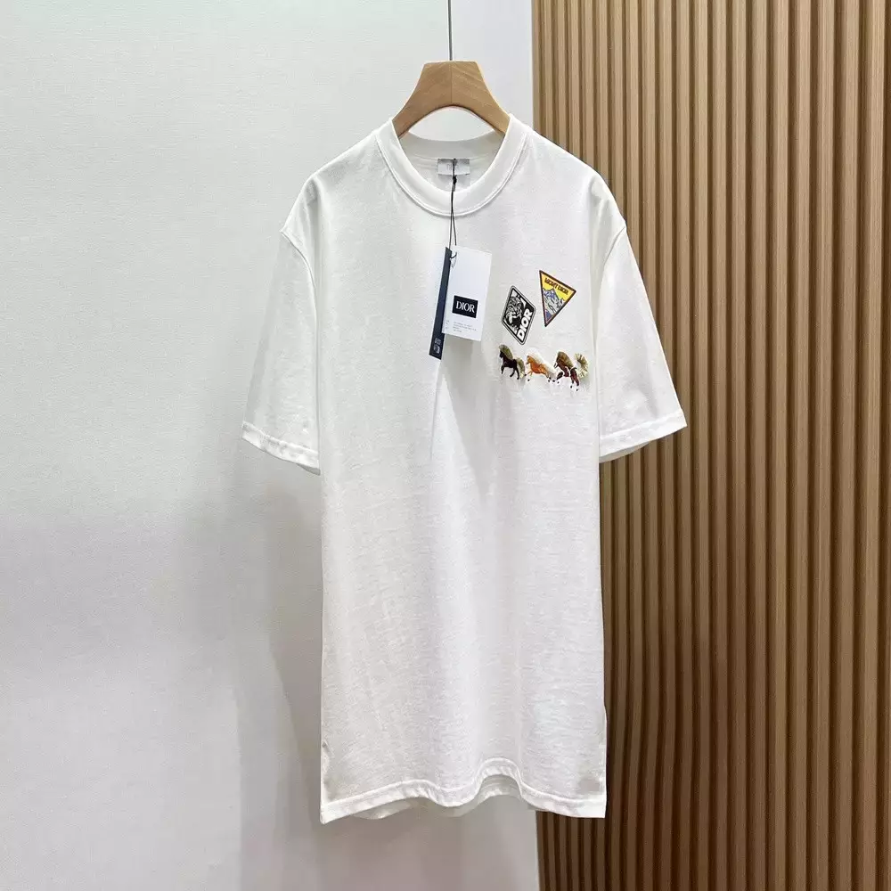 디올 자수 와펜 포인트 남녀공용 반팔 티셔츠