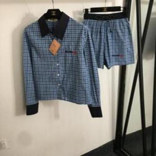 여성용 상하의 세트