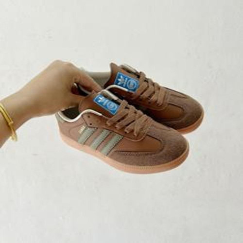 아동용 스니커즈