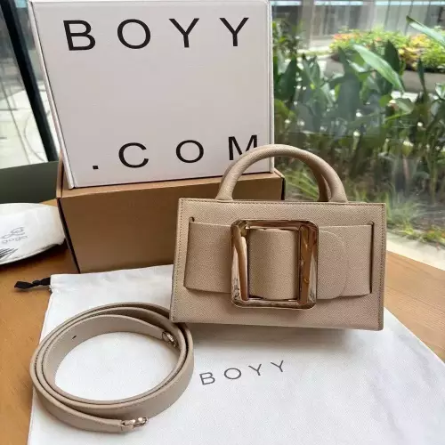 보이 바비 카프스킨 버클 탑핸들 토트백