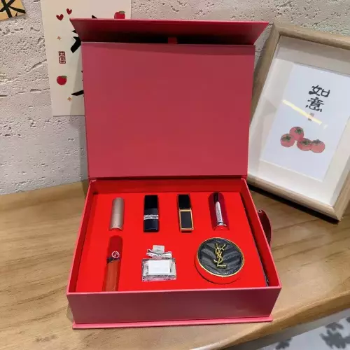 멀티브랜드 하트 기프트 박스 립 메이크업 쿠션 세트