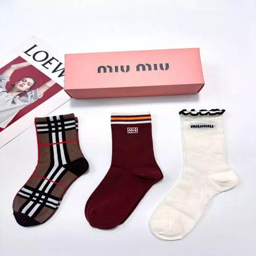 멀티브랜드 클래식 로고 중목 여성용 장목 양말
