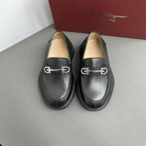 남성용 로퍼