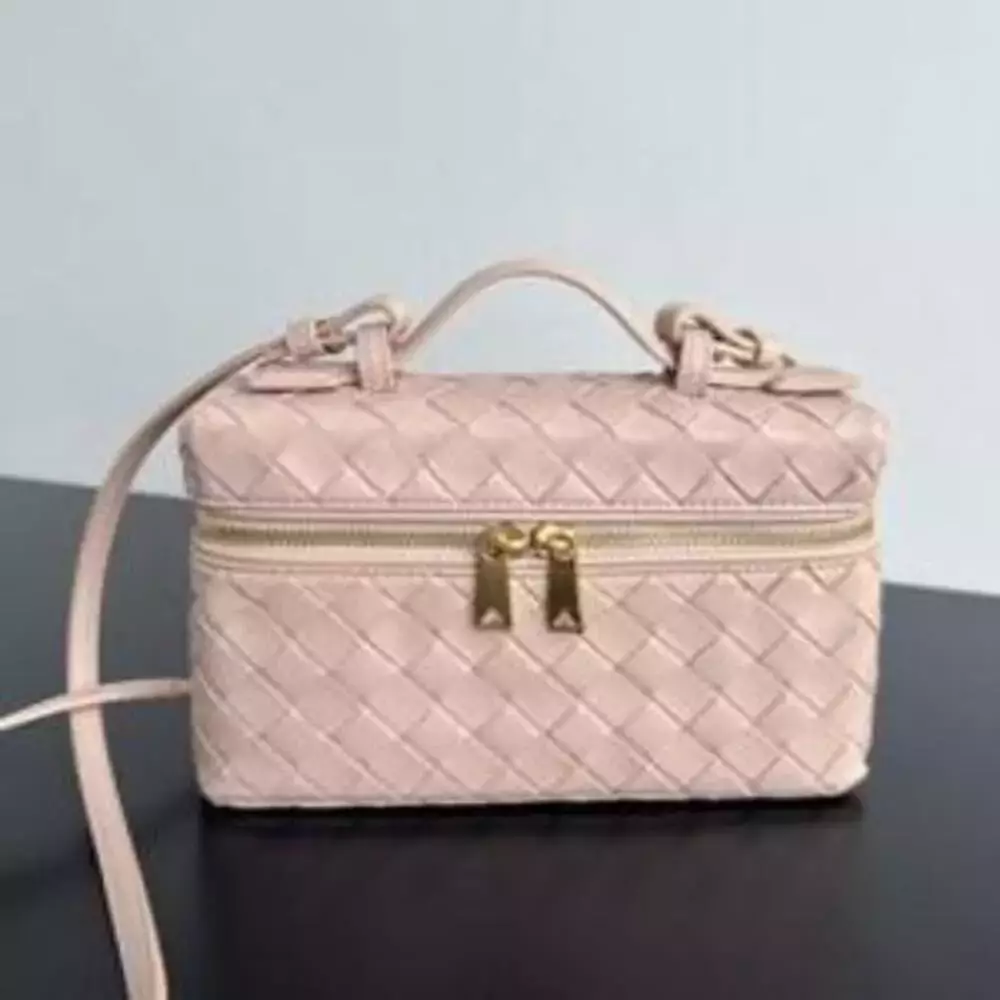보테가베네타 Vanity Case (모델 번호 789109)