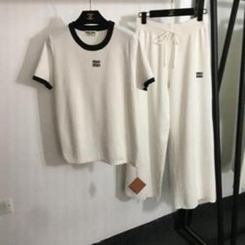 여성용 상하의 세트