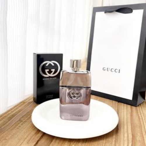 EDT 향수