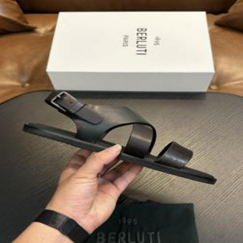 남성용 샌들