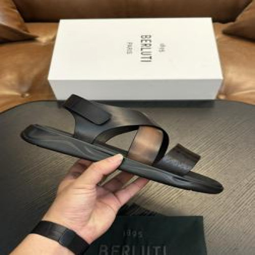 남성용 샌들