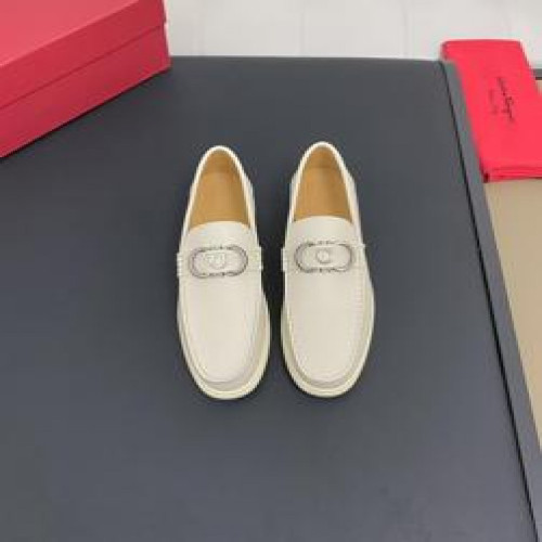 남성용 로퍼